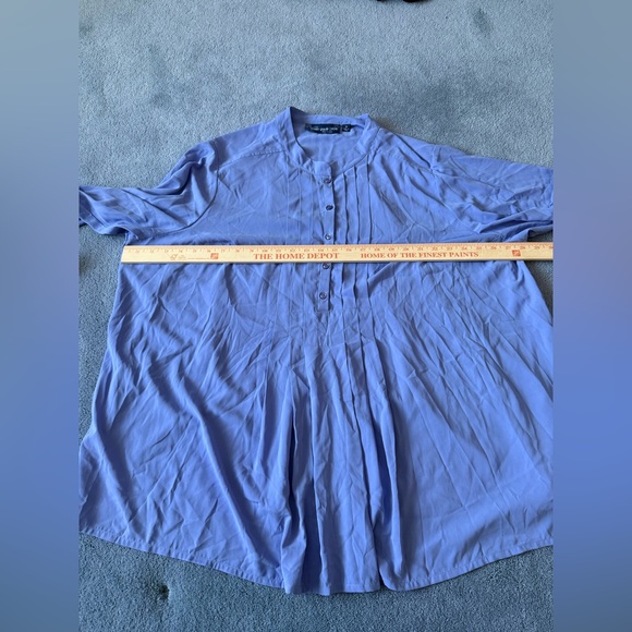 Susan Graver Style Periwinkle Blue Pleated Blouse size 3X - Picture 4 of 7